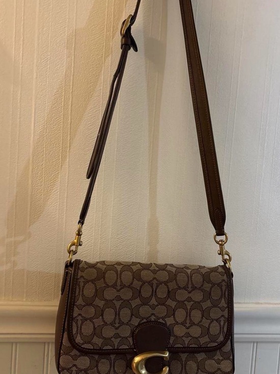 Coach Handbags - Vintage coach purse